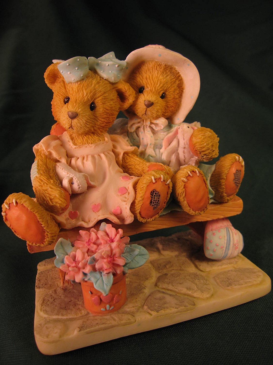 その他 Cherished Teddies 4002832 Liza, Barbie, Amazon.com: Enesco Tracie and Nicole Side by Side with Friends